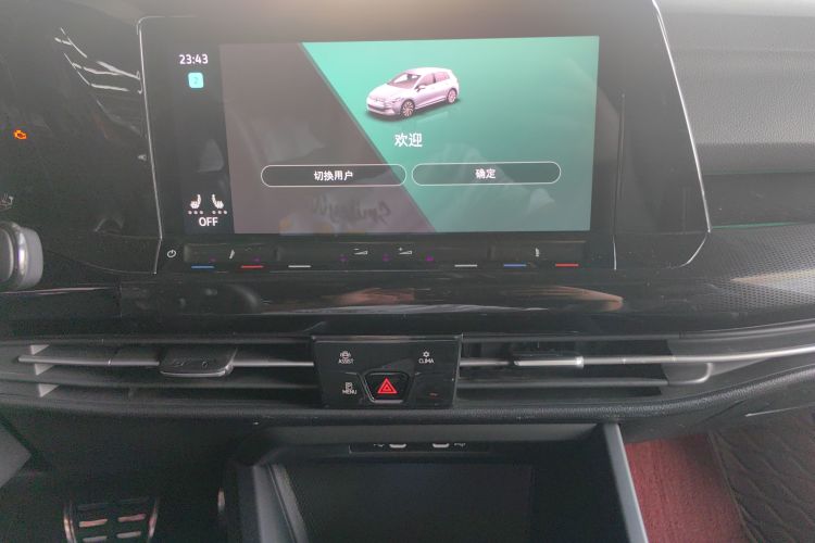Volkswagen Golf 2022 car image #13