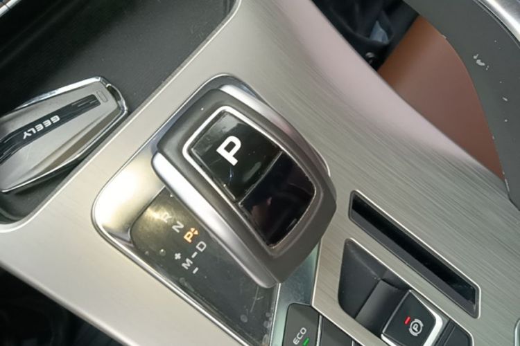 GEELY Coolray 2019 car image #20