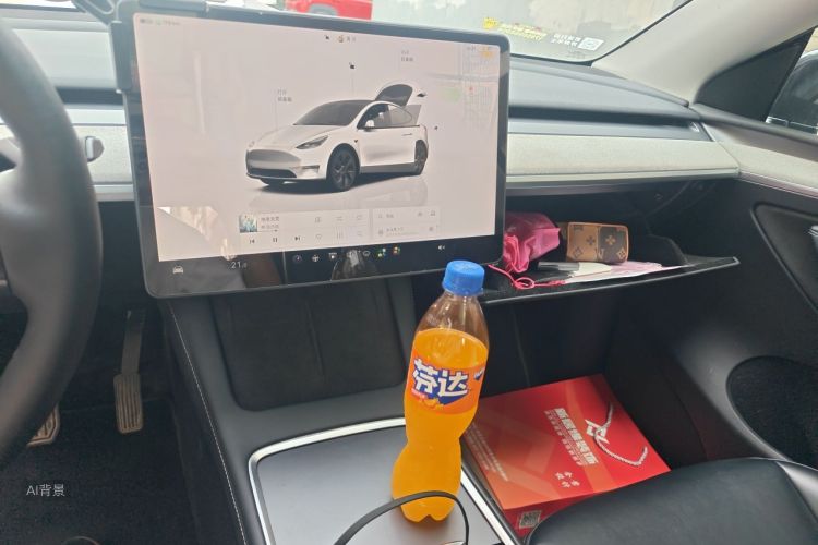 Tesla Model Y 2024 #15 Tesla Model Y 2024 car image #15