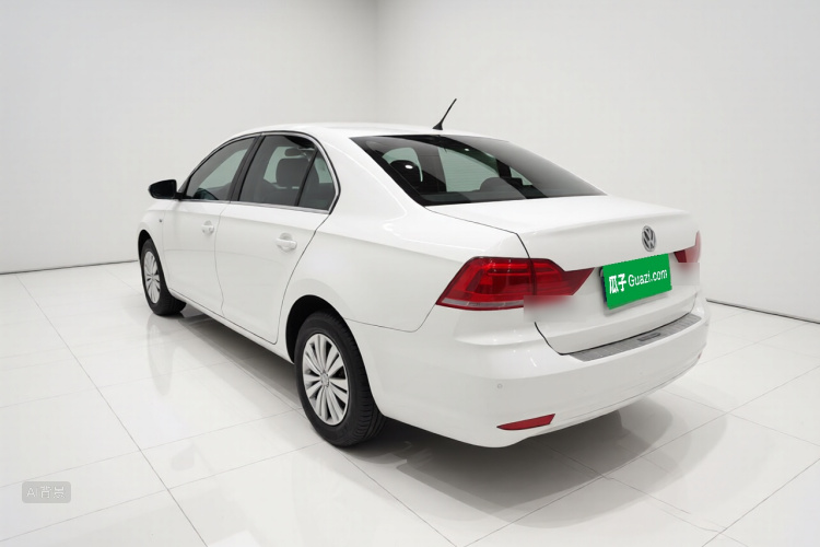 Volkswagen Santana 2022 car image #5