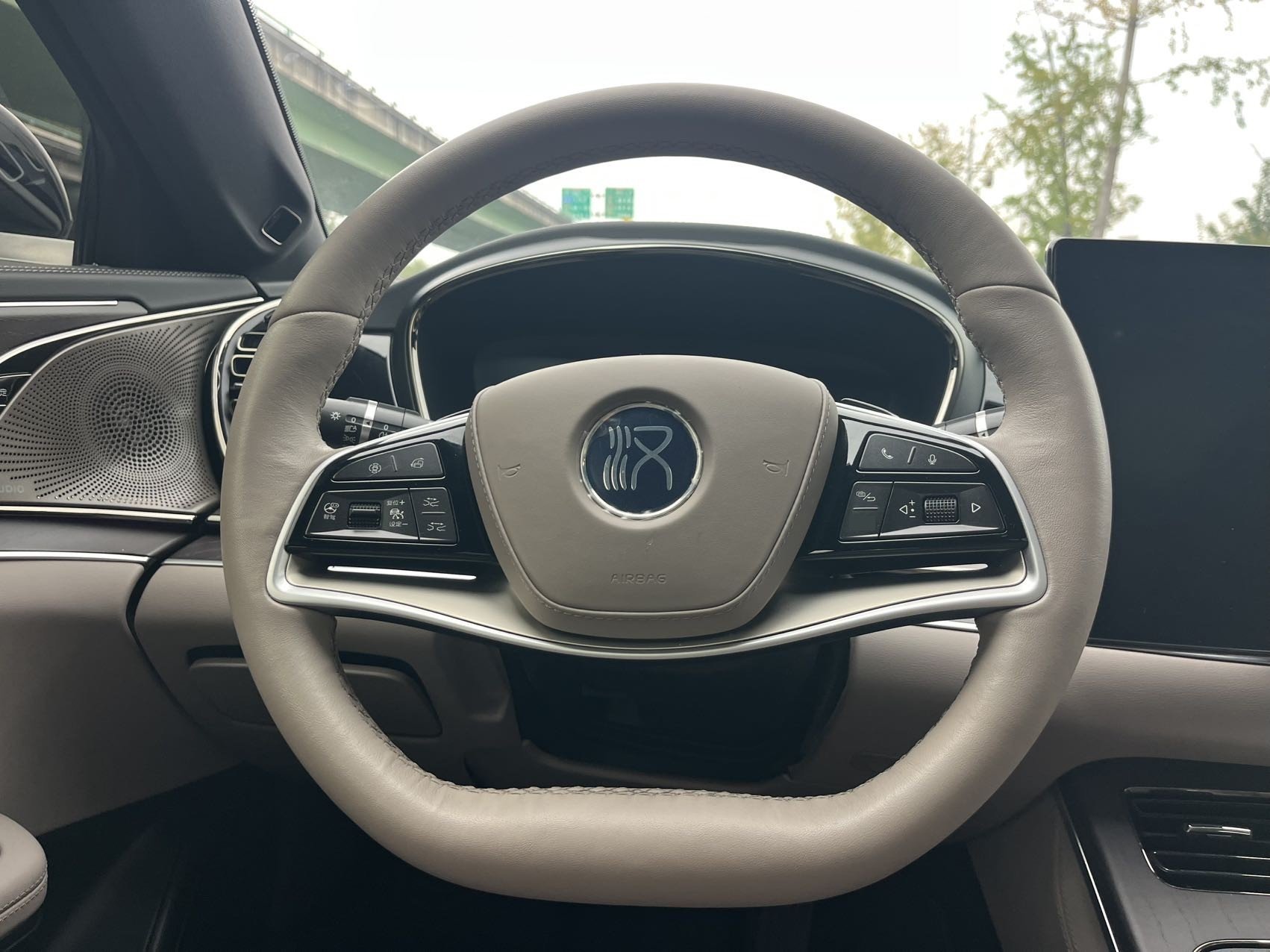 BYD Han 2025 #21 BYD Han 2025 изображение автомобиля #21