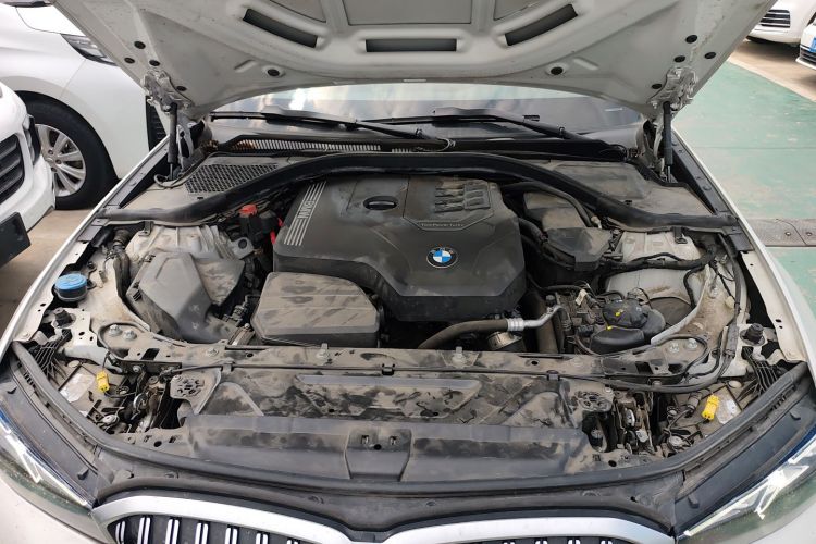 BMW 3 Series 2024 #22 BMW 3 Series 2024 car image #22