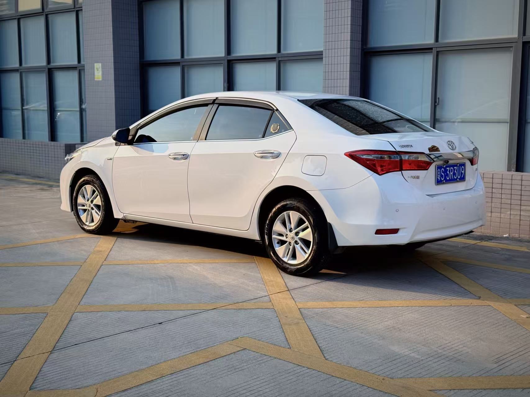 Toyota Corolla 2018 car image #3