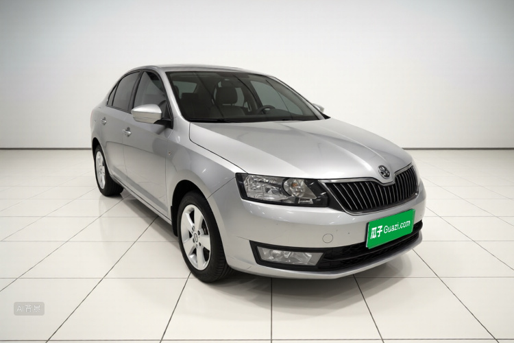 Skoda Rapid 2015 #4 Skoda Rapid 2015 image de voiture #4