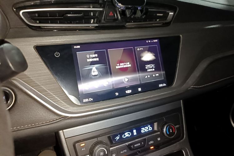 GEELY Emgrand 2021 #13 GEELY Emgrand 2021 car image #13