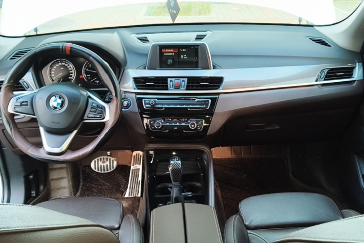 BMW X1 2018 #10 BMW X1 2018 immagine di auto #10