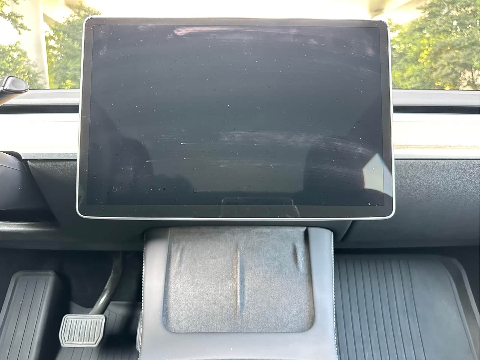 Tesla Model Y 2023 #16 Tesla Model Y 2023 car image #16