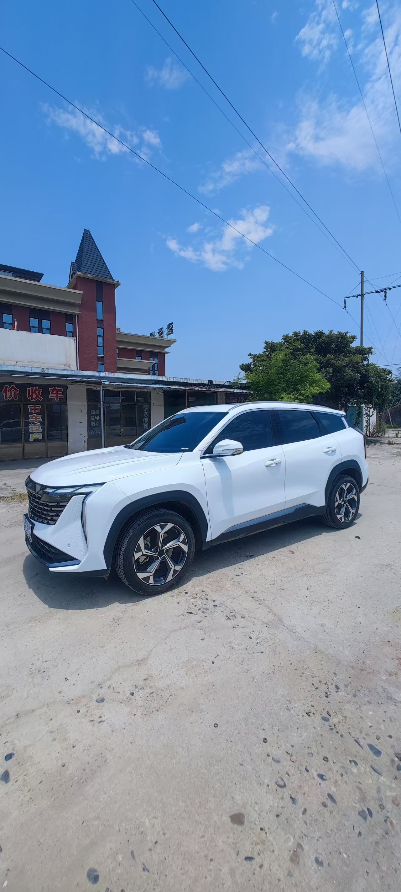 GEELY Boyue L 2025 car image 
