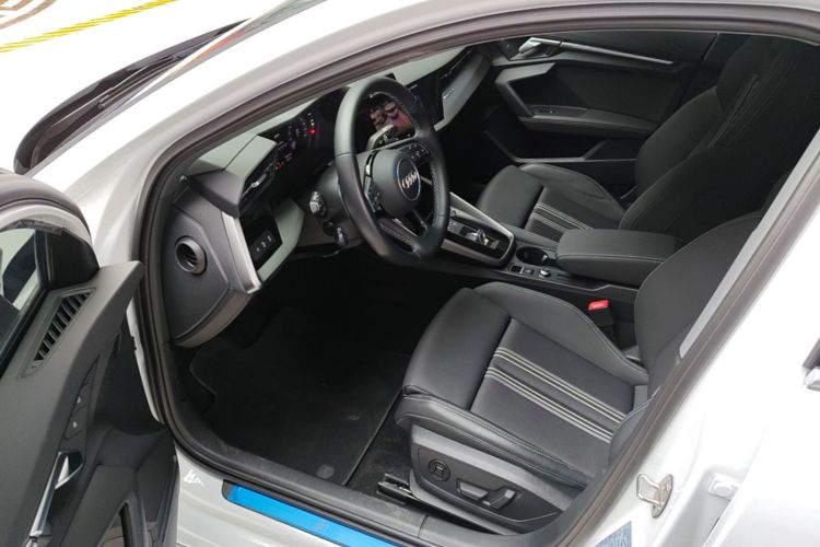 Audi A3 2024 car image #16