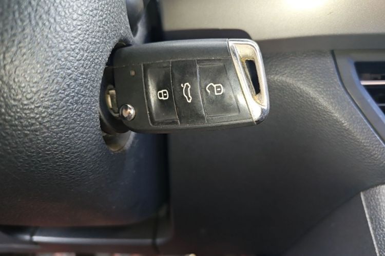 Volkswagen Lavida 2018 car image #14
