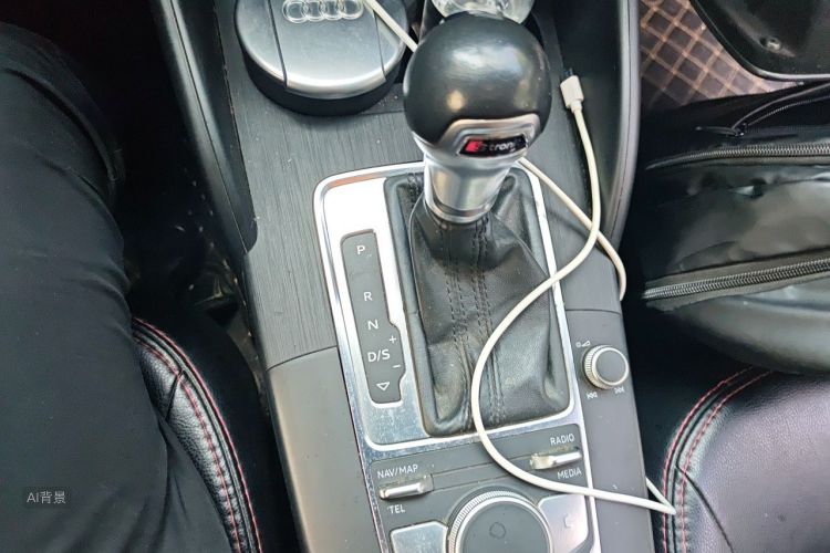 Audi A3 2018 immagine di auto #16
