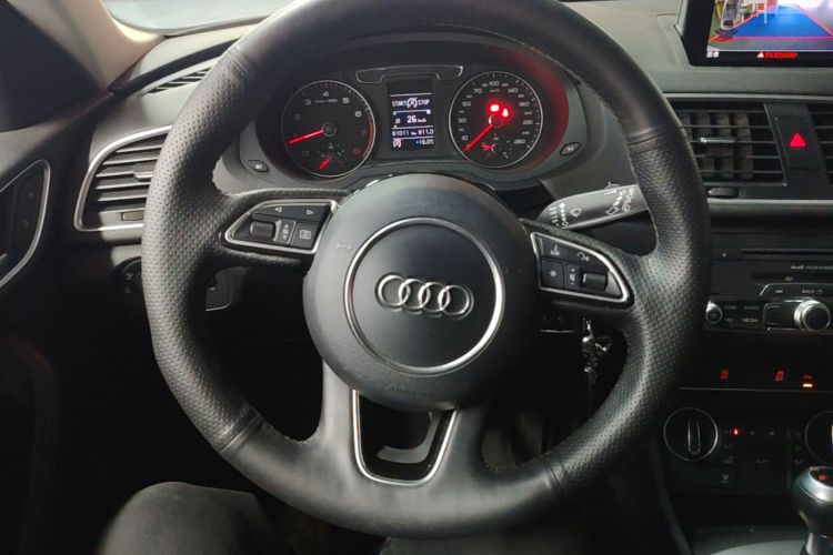 Audi Q3 2018 #11 Audi Q3 2018 car image #11