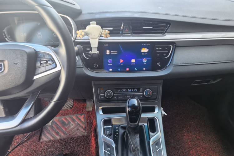 GEELY Emgrand 2019 #11 GEELY Emgrand 2019 car image #11