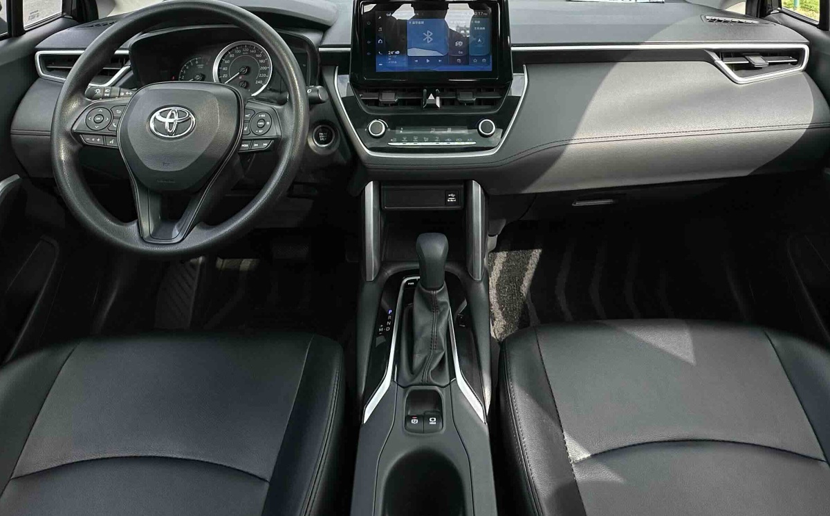 Toyota Corolla Cross 2022 car image #2