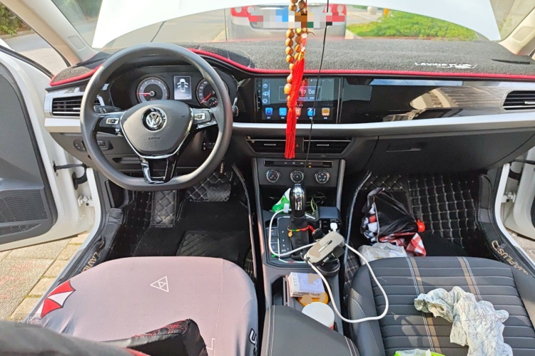 Volkswagen Lavida 2019 #11 Volkswagen Lavida 2019 car image #11