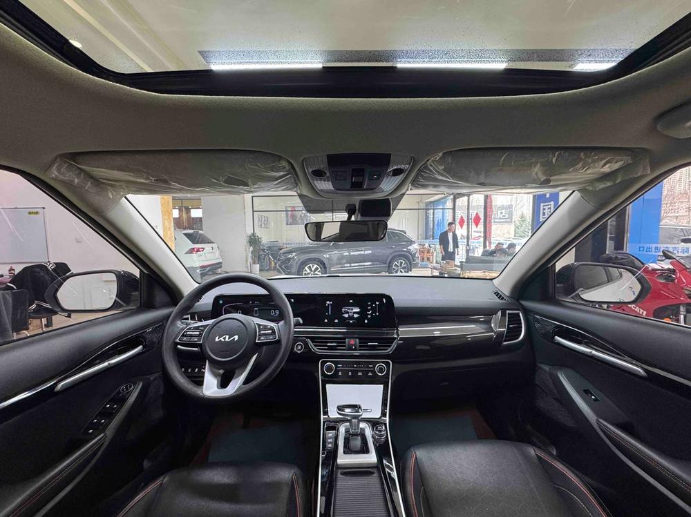 Kia Seltos 2023 image de voiture #13