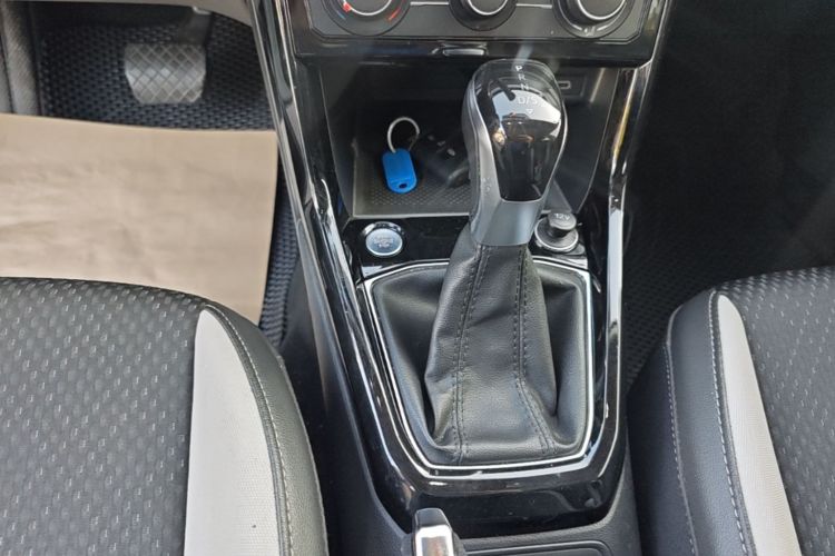 Volkswagen Tacqua 2023 car image #20