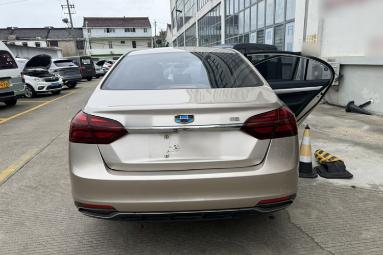 GEELY Emgrand 2018 #6 GEELY Emgrand 2018 immagine di auto #6