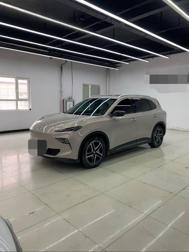 MG ES5 2024 MG ES5 2024 immagine di auto