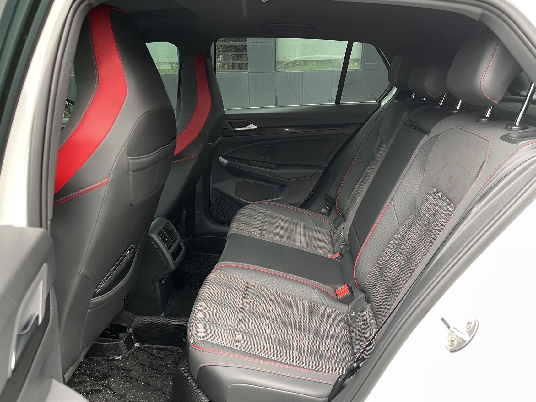 Volkswagen GolfGTI 2022 #5 Volkswagen GolfGTI 2022 car image #5