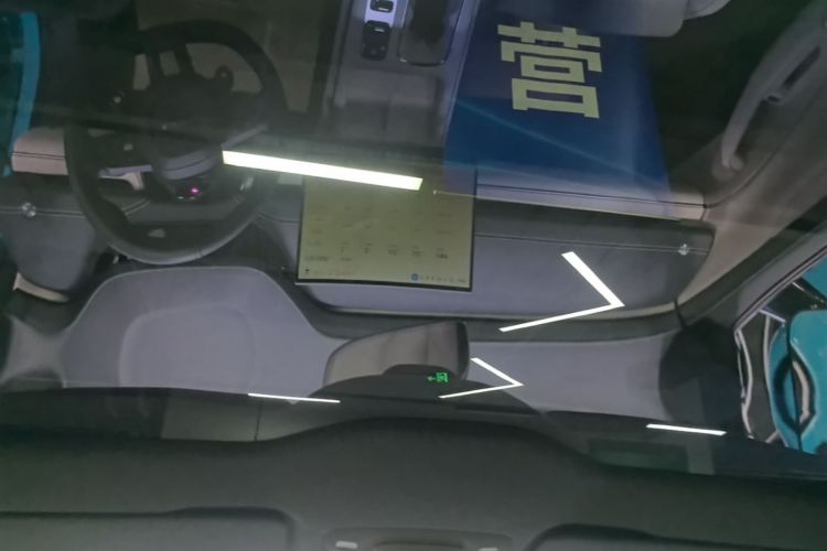 MI SU7 2025 car image #20