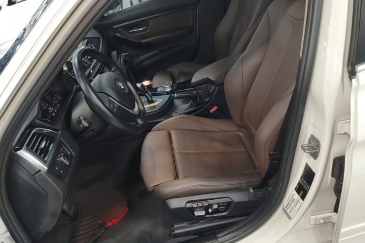 BMW 3 Series 2019 #15 BMW 3 Series 2019 imagen de coche #15
