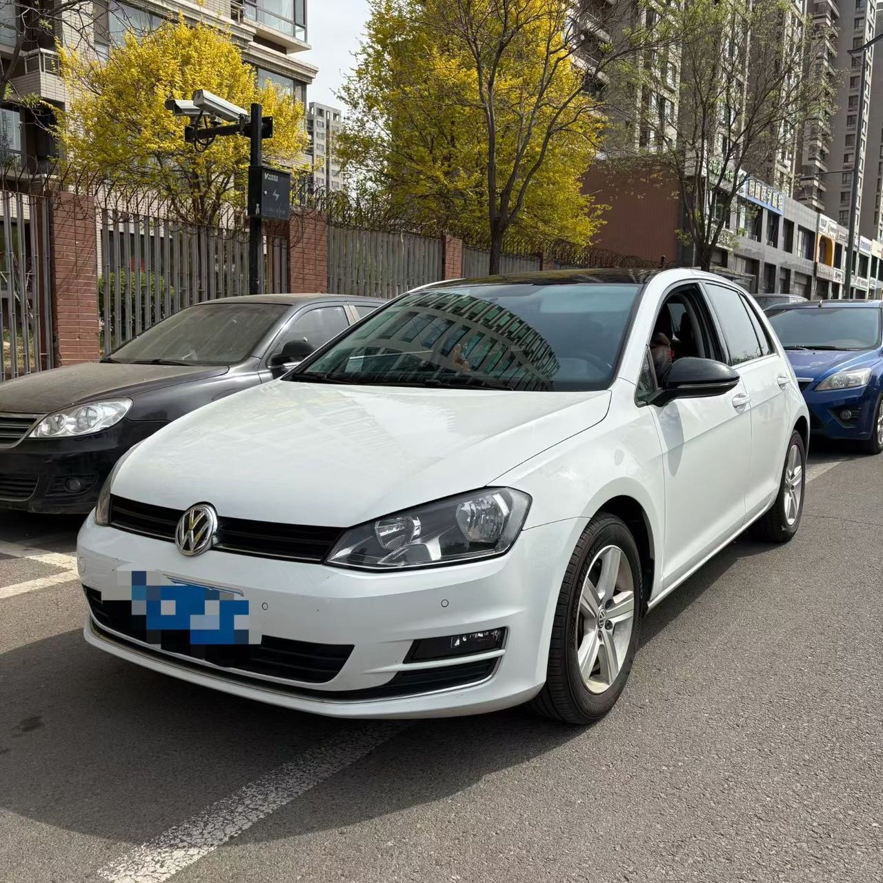 Volkswagen Golf 2017 Volkswagen Golf 2017 car image