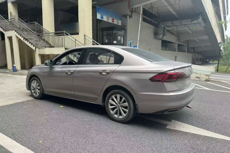 Volkswagen Bora 2019 car image #5