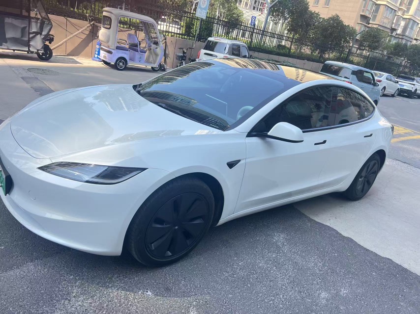 Tesla Model 3 2026 #3 Tesla Model 3 2026 car image #3