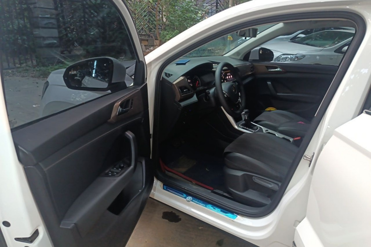 Volkswagen Tharu 2021 #9 Volkswagen Tharu 2021 صورة سيارة #9