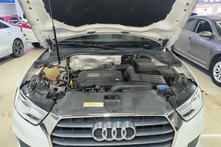 Audi Q3 2017 #20 Audi Q3 2017 car image #20