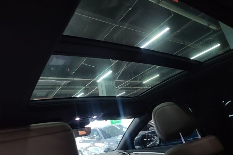 BYD Han 2021 car image #18