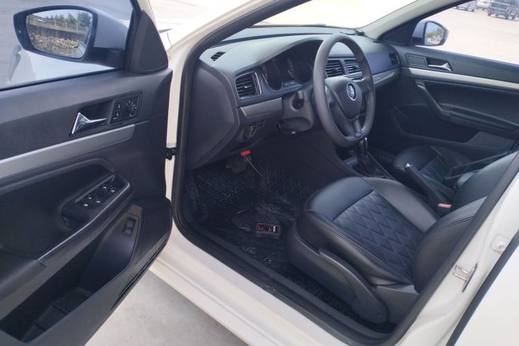 Volkswagen Lavida 2017 imagen de coche #16