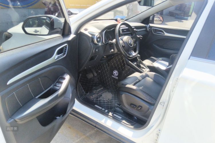 MG ZS 2018 car image #18
