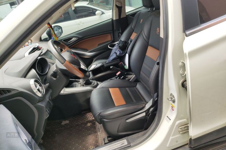 BYD Yuan 2016 car image #17
