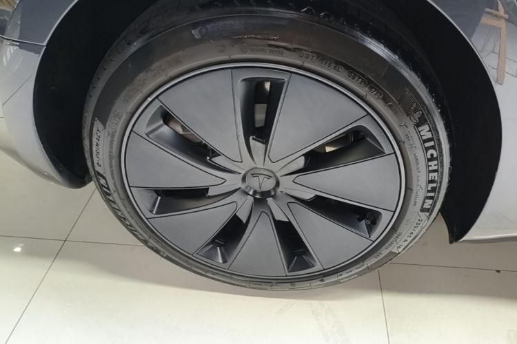 Tesla Model 3 2024 #10 Tesla Model 3 2024 immagine di auto #10