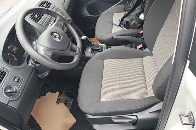 Volkswagen Polo 2018 #15 Volkswagen Polo 2018 car image #15