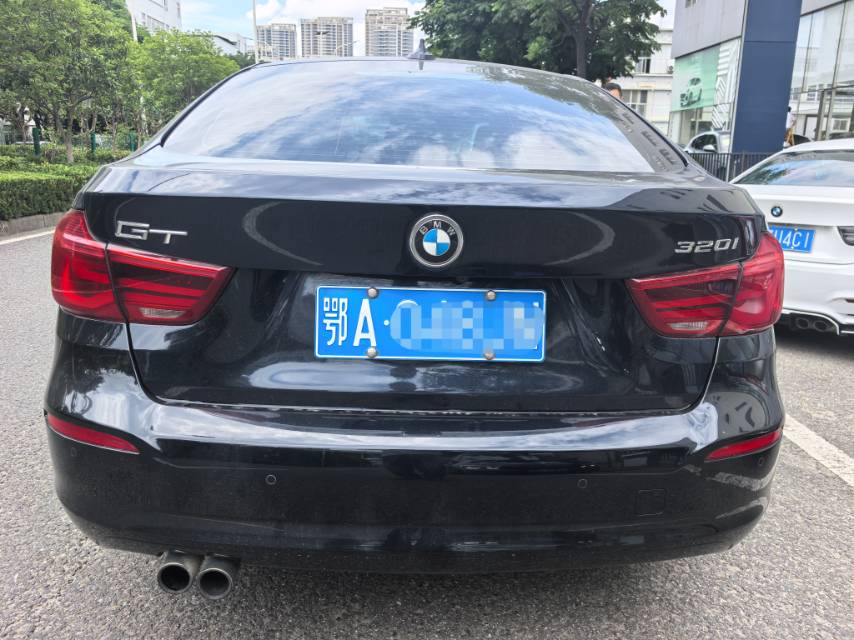 BMW 3 Series GT 2019 car image #4
