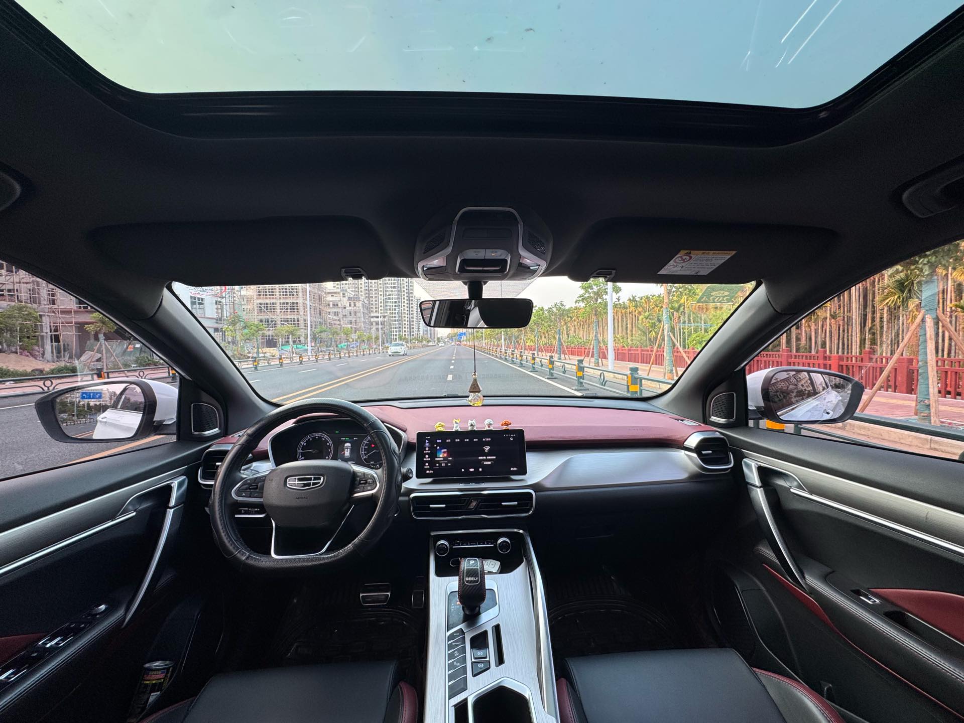 GEELY Coolray 2020 imagen de coche #5