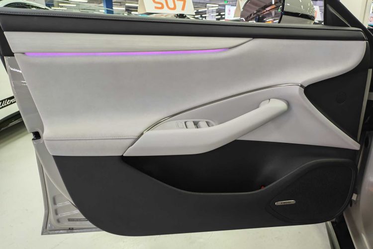 MI SU7 2025 car image #19