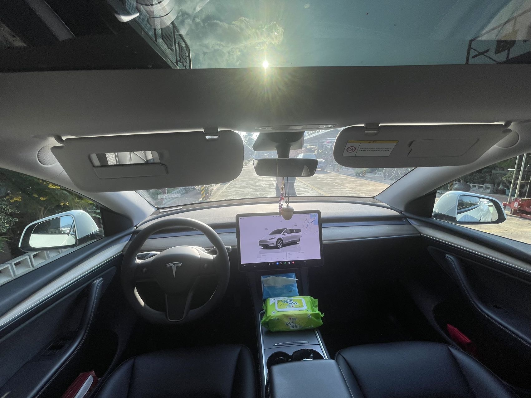 Tesla Model Y 2022 #5 Tesla Model Y 2022 صورة سيارة #5