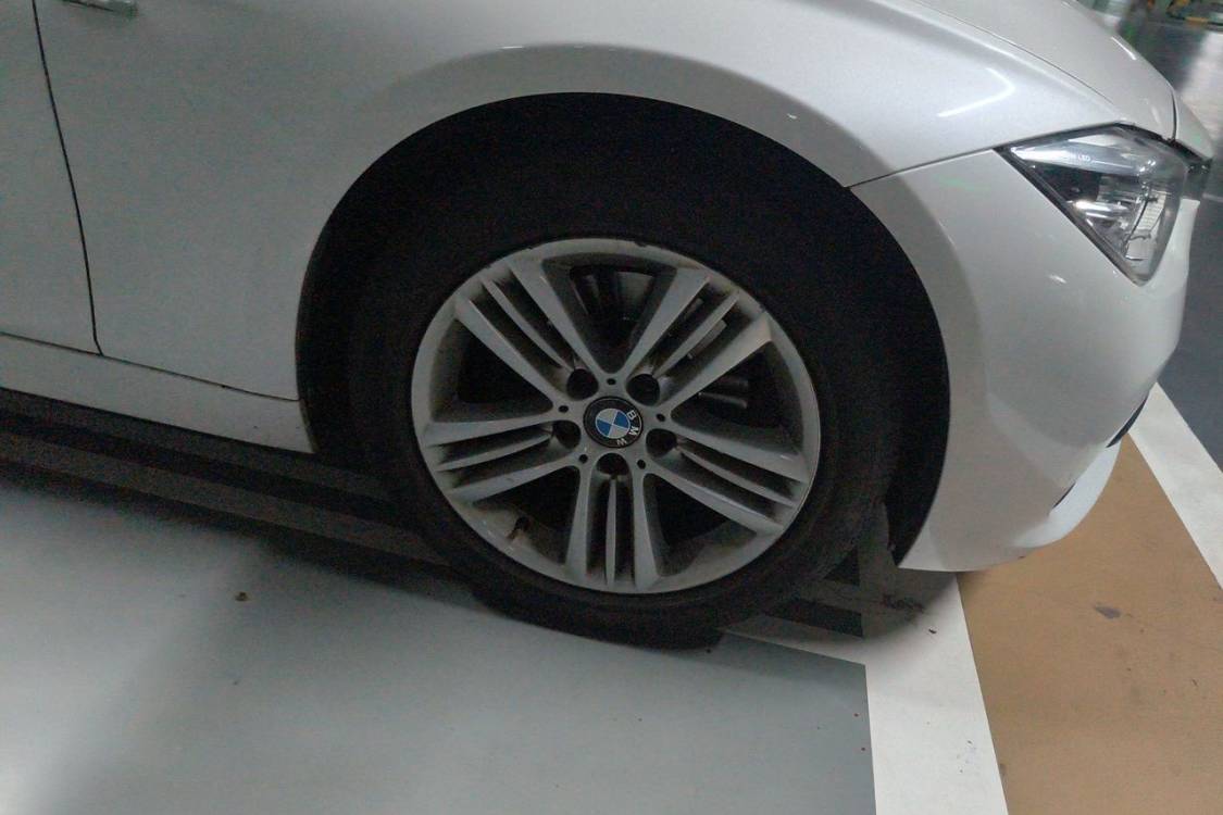 BMW 3 Series 2016 #9 BMW 3 Series 2016 immagine di auto #9