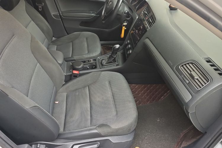 Volkswagen Golf 2020 #24 Volkswagen Golf 2020 صورة سيارة #24