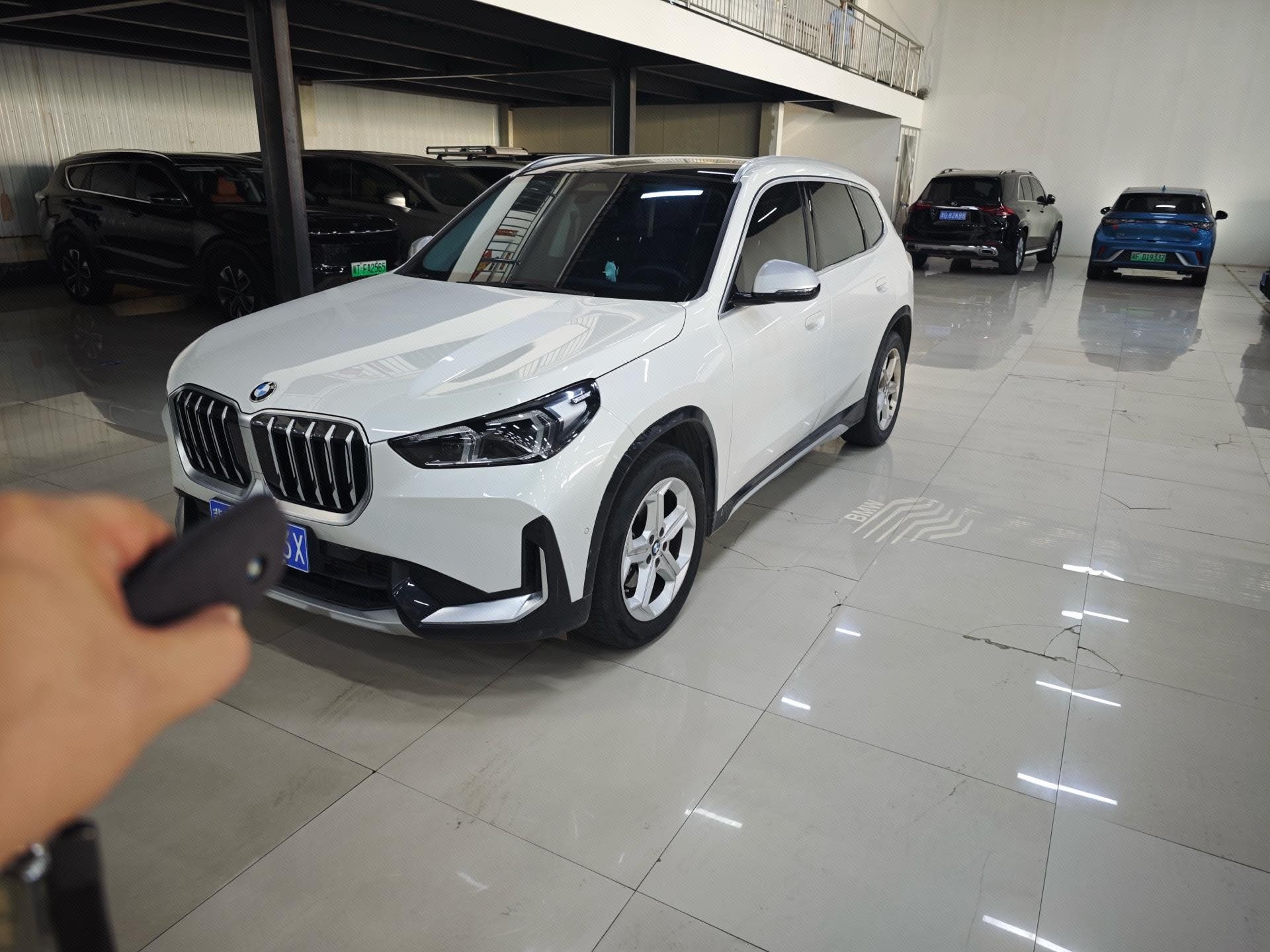 BMW X1 2024 BMW X1 2024 car image