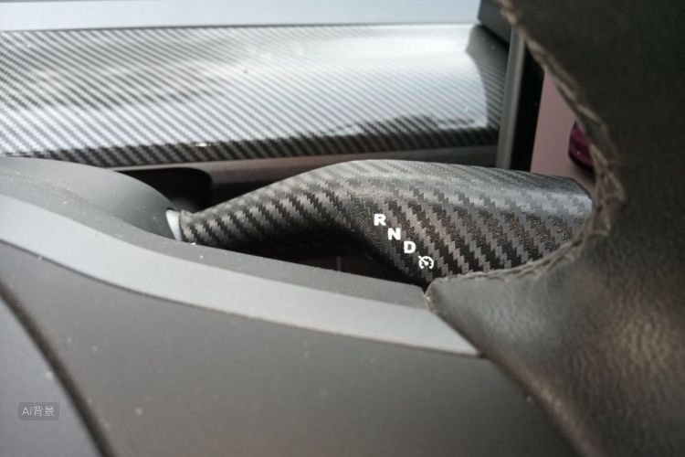 Tesla Model Y 2021 car image #16