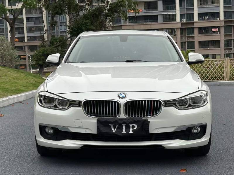 BMW 3 Series 2018 #2 BMW 3 Series 2018 car image #2