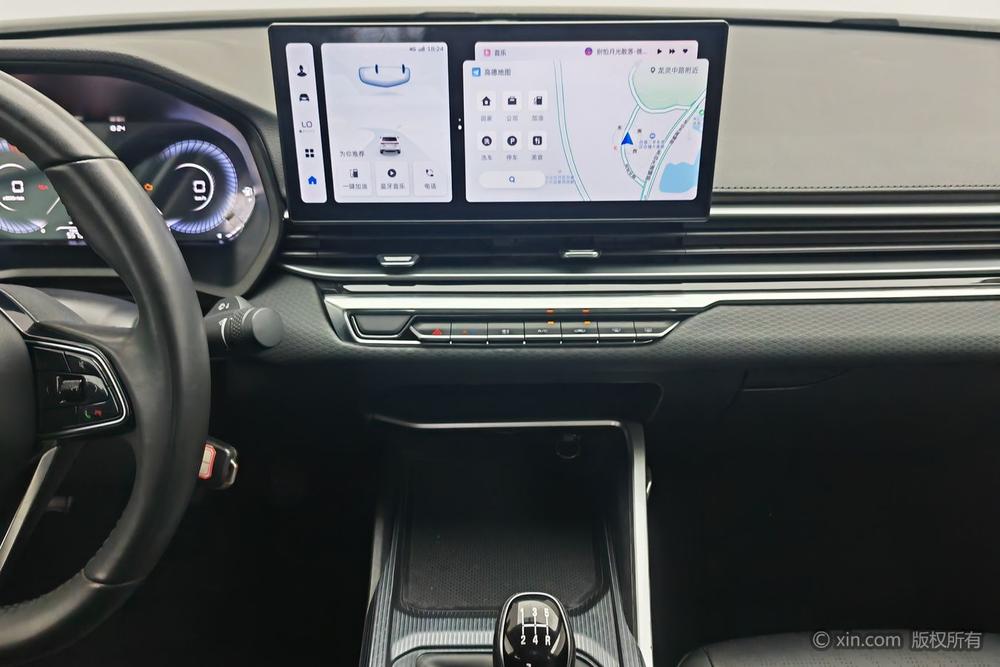 GEELY Emgrand 2023 car image #13
