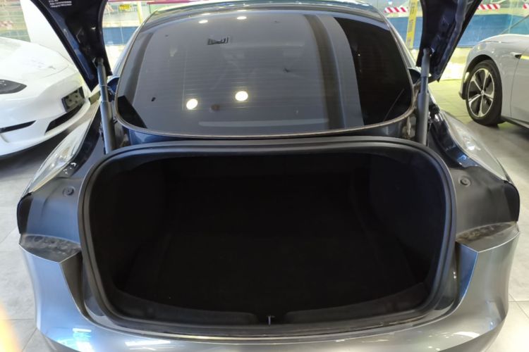 Tesla Model 3 2024 #19 Tesla Model 3 2024 car image #19