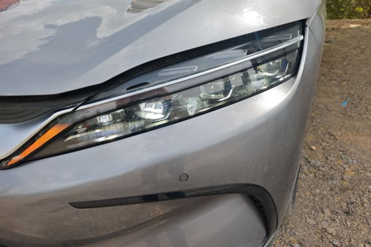 BYD Han 2022 imagen de coche #23