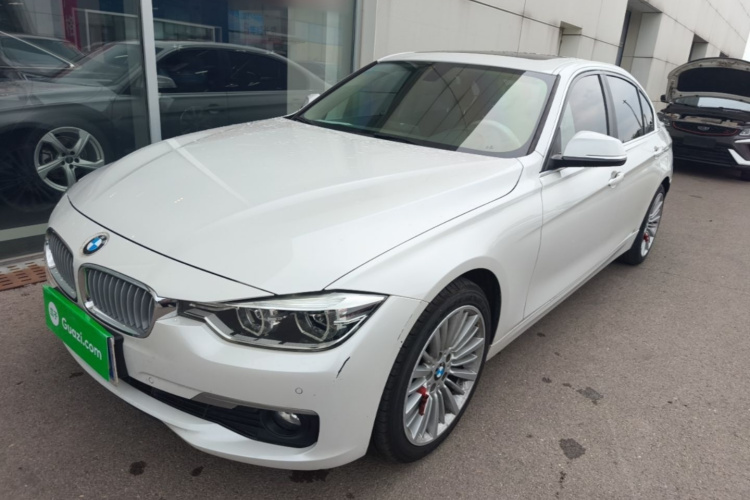 BMW 3 Series 2018 car image #2